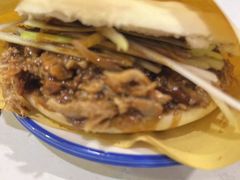 -烤鸭肉夹馍鸭汤店