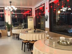 -天天向上素食餐厅(五台山店)