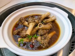 -亮健容天生蚝烧烤自助(交道口直营店)