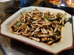 莴笋拌折耳根-阿婉贵州苗家酸汤鱼(梅林店)