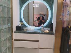 -海马体照相馆(环贸iapm大师爱情店)