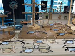 -Trend1881视光·蔡司视觉(领展广场店)