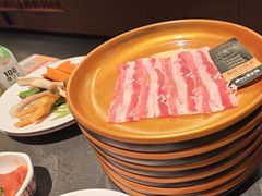 -牛YO寿喜烧·铁板烧和牛火锅自助(市府恒隆店)
