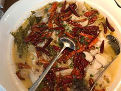 -江渔儿酸菜鱼(万科东荟城店)