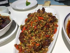 吮指蒜香小排-付掌柜在成都·热炒砂锅集(金禾店)