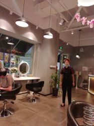 -时尚殿堂明星门店