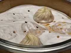 蟹黄包-老正兴菜馆(福州路店)