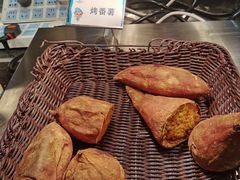 -三英温泉度假酒店-自助餐厅