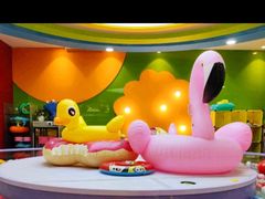 -蓝旗游泳·青训·亲子水域中心(方庄中心)