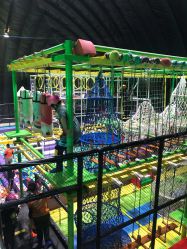 -失重星球乐园·蹦床馆(欢乐谷店)