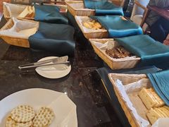 -大雁塔假日酒店·绿茵阁西餐厅