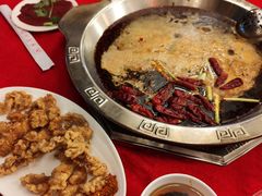 -山城年华老火锅(玉林店)