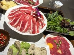 -贵府酸汤牛肉火锅·贵州老字号(飞山街店)