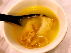 -鲜入围煮花胶鸡海鲜火锅