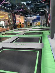 -反弹蹦床公园·亲子乐园·团建·派对(尚品奥莱店)