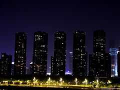 -南京眼步行桥
