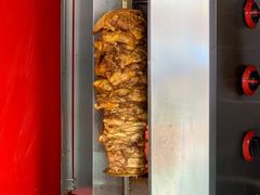 旋转烤肉-YallaYalla丫拉中东料理小吃·清真(太古里店)