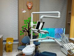 -上海仁爱医院口腔科 · 种植