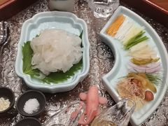 -龙悦湾酒家·八阵鱼生·渔人码头店