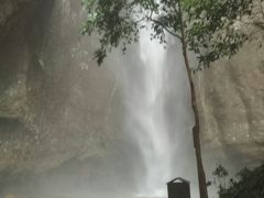 -雁荡山三折瀑景区