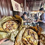 中山！柴火煲仔饭🍚排队吃…烟火气十足