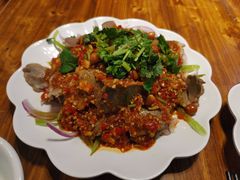 -乡土特色.冷锅鱼.牦牛肉汤锅