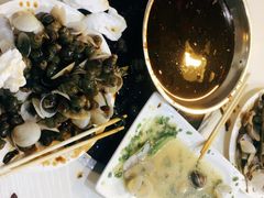 -虾弄弄海派小龙虾·牛羊蝎子火锅