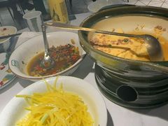 -费大厨辣椒炒肉(高铁吾悦广场店)