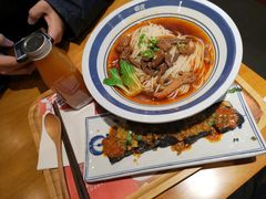 -霸蛮湖南菜·牛肉粉(荣京西街店)