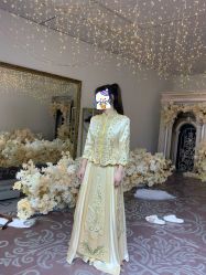 点击看大图 -伯瓷皇后婚纱艺术空间
