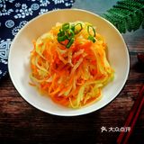 清爽可口的凉拌莴笋