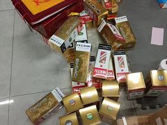 -至铖名酒回收茅台五粮液冬虫夏草