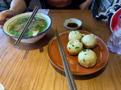 牛肉粉丝汤-鑫震源·苏式大虾生煎(山塘街店)