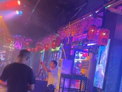 -喜鹊音乐酒馆(西街店)
