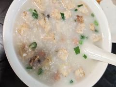 花生芋螺粥-伍湛记 · 广州老字号(龙津中路店)