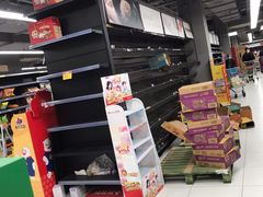 -家乐福(古北店)