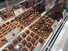 -VENCHI 闻绮(北京国贸商城店)