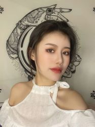 -时尚殿堂明星门店