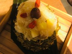 傣味菠萝饭-云海肴·汽锅鸡·云南菜(领展购物广场·中关村店)