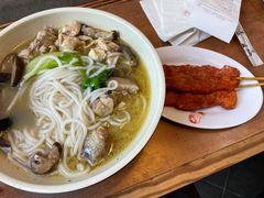 -老妈米线(港龙店)