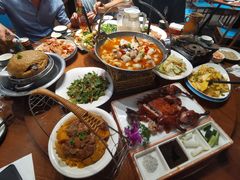 -老滇山寨•云南特色菜•地方菜•民族风情歌舞表演(金碧店)