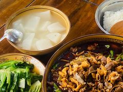 红烧鸭大份-一品红烧鸭特色川菜(三岔湖店)