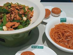 -绿草地·湘菜(7mall店)