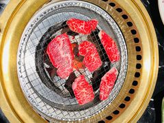 -山川小町·极番烧肉(新地假日广场店)