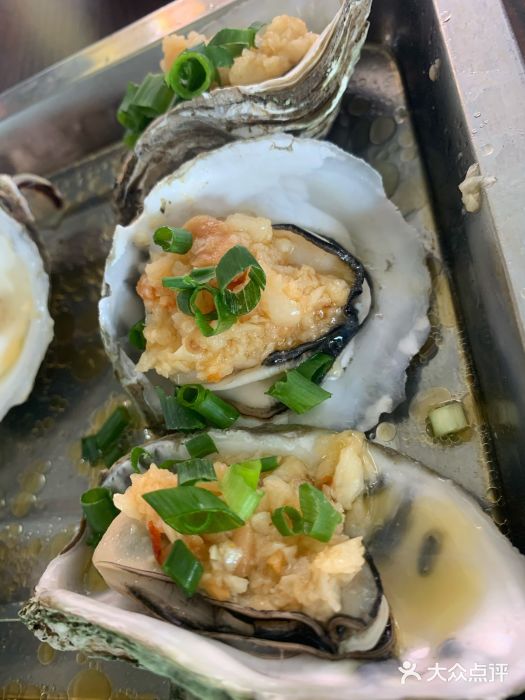 年年有渔海鲜(侨港店)-蒜蓉生蚝-菜-蒜蓉生蚝图片-北海美食-大众点评