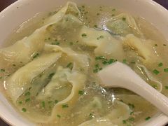 荠菜虾仁大馄饨-东泰祥生煎馆(陕西南路店)