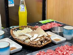 -四点金潮汕鲜牛肉火锅(金猴名居店)