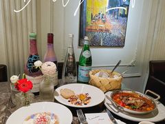 -LESCEDARS Brasserie Bistro香柏树