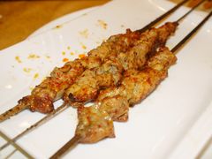 串烧羊肉串-巴扎美食·新疆菜·西域歌舞表演餐厅(新疆大厦店)