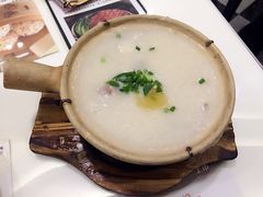 -新大咀港式茶餐厅(宝山万达店)